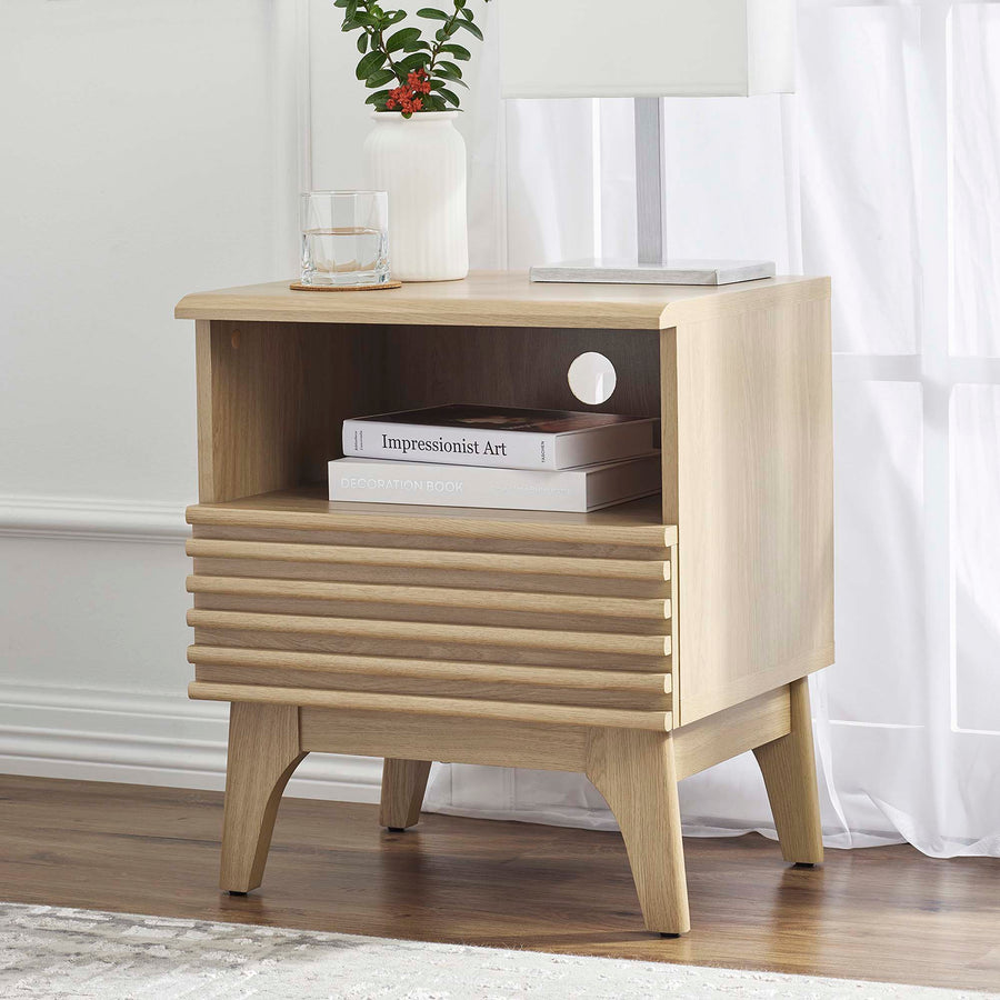 Vera Nightstand in Oak