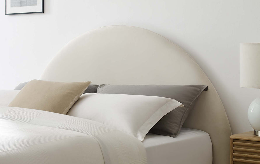 Quinn Performance Velvet Arched Round King Platform Bed in Alabaster