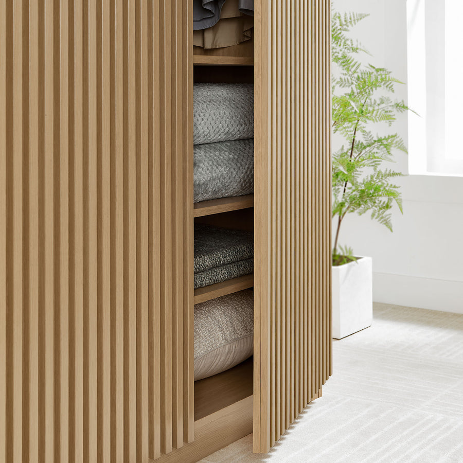 Vera 2-Door Wardrobe Closet in Oak