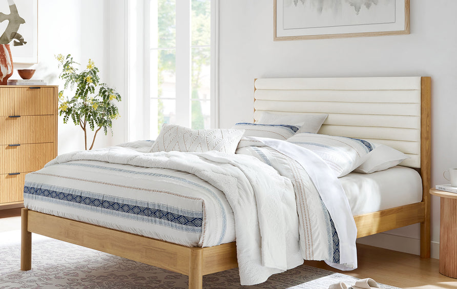 Velvet Channel Tufted Boucle Solid Wood King Platform Bed in Feather Oak