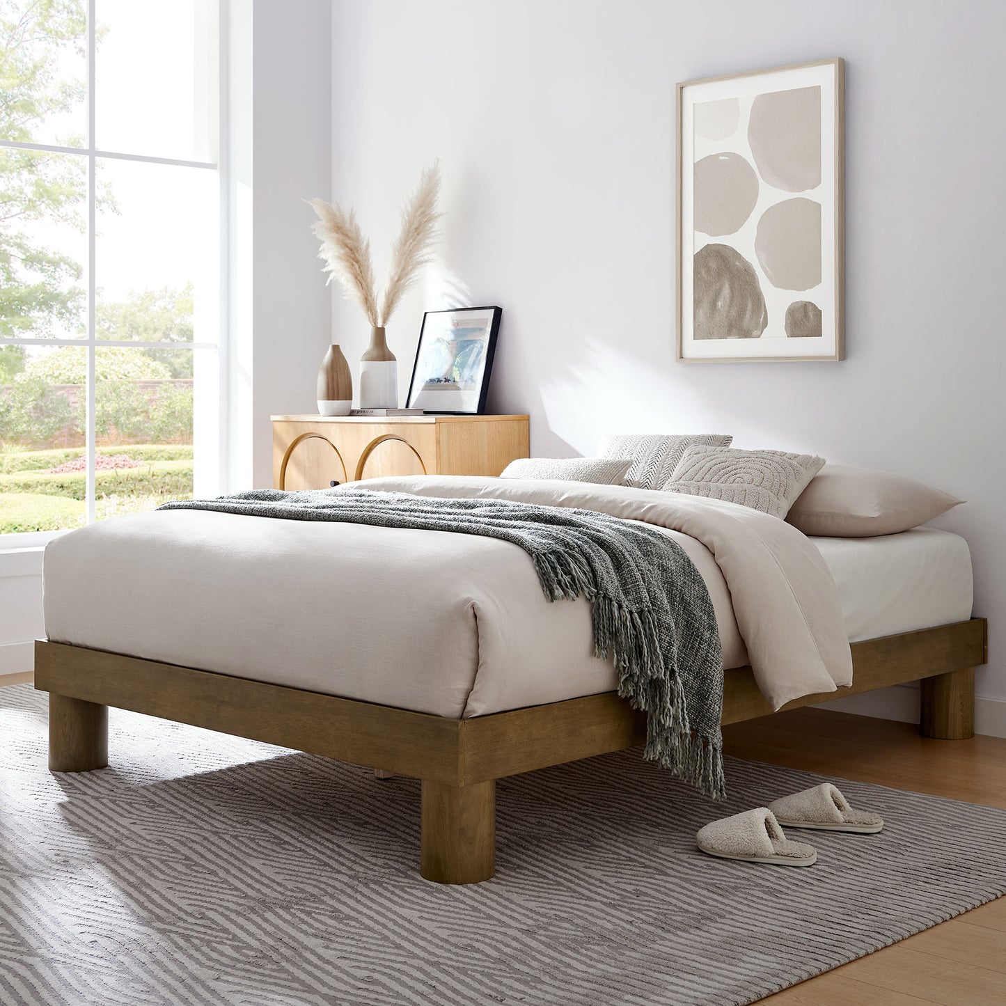 Runa Wood Queen Platform Bed by Furniture For America
