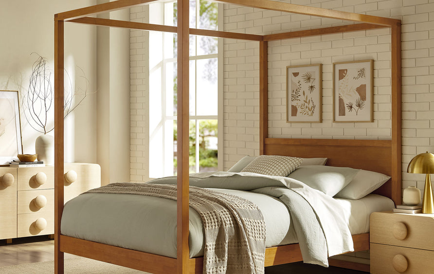 Boreas King Wood Canopy Platform Bed in Oak