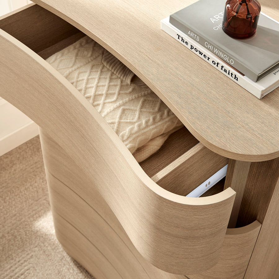 Mosaic 5-Drawer Curved Dresser Chest of Drawers in Brush Light Oak
