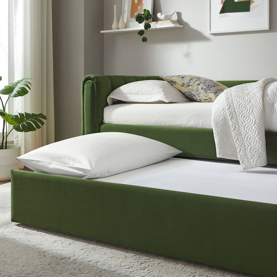 Kesia Channel Tufted Performance Velvet Twin Daybed With Trundle in Moss Green